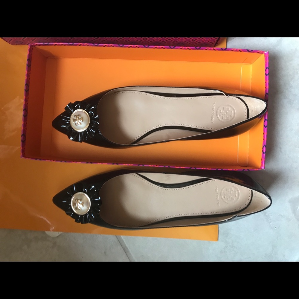 Tory Burch, New and never worn, Black, size 9M